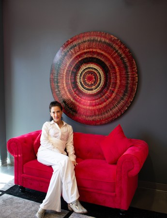 artist Deborah Argryopoulos bio photo