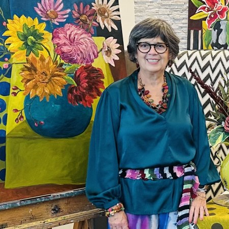 artist Olga Lora bio photo