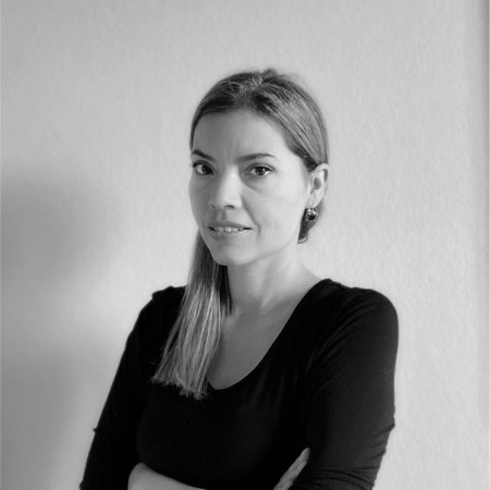 artist Hada Perez bio photo
