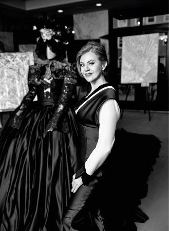 artist Malen Reyes bio photo