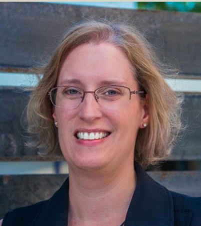 Sarah Tacker artist portrait
