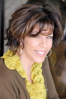 artist Gina Waterfield bio photo